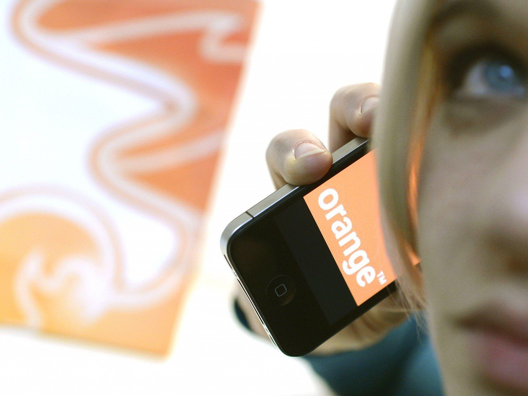 Nach der Übernahme von "Orange" hat "3" 3,4 Millionen Kunden Nach der Übernahme von "Orange" hat "3" 3,4 Millionen Kunden