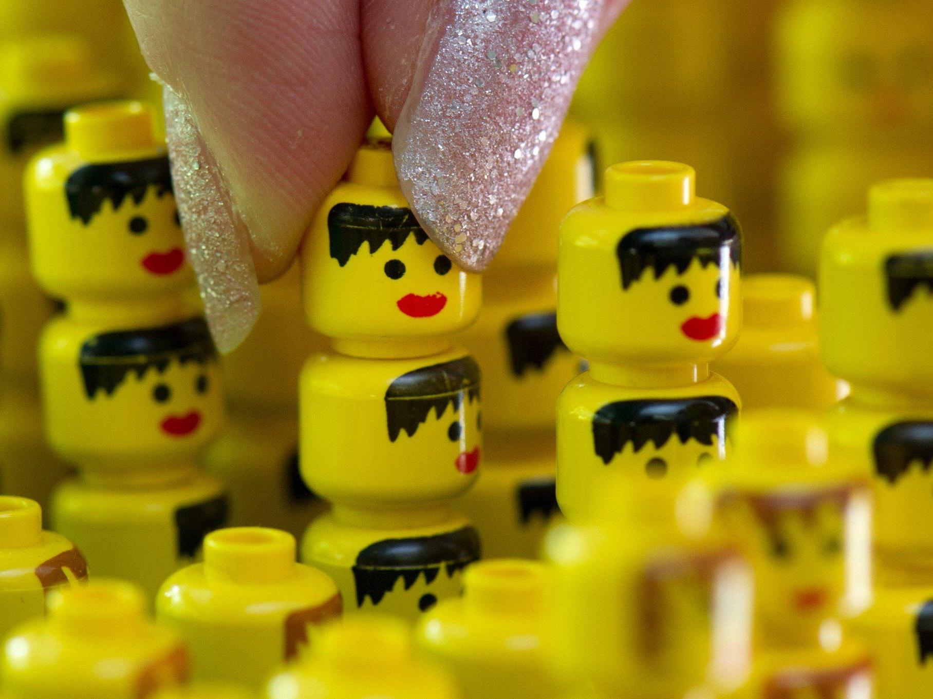 Ein siebenjähriges Mädchen beschwert sich bei Lego über die Rolle der Lego-Frauen.