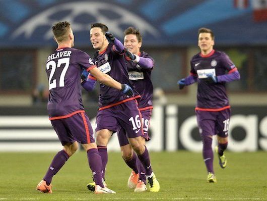 Geht vorerst nicht: Philipp Hosiner (2.v.l./Austria) Geht vorerst nicht: Philipp Hosiner (2.v.l./Austria)