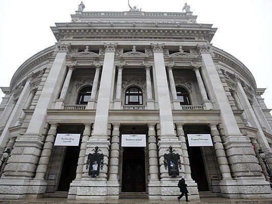 Kulturminister Ostermayer suchte in der Burgtheater-Causa den Dialog mit dem Ensemble Kulturminister Ostermayer suchte in der Burgtheater-Causa den Dialog mit dem Ensemble