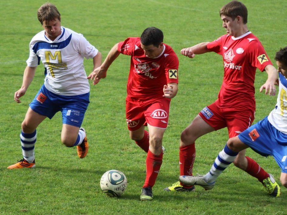 Wenige Spieler wechselten in der dritten Landesklasse den Klub. Wenige Spieler wechselten in der dritten Landesklasse den Klub.