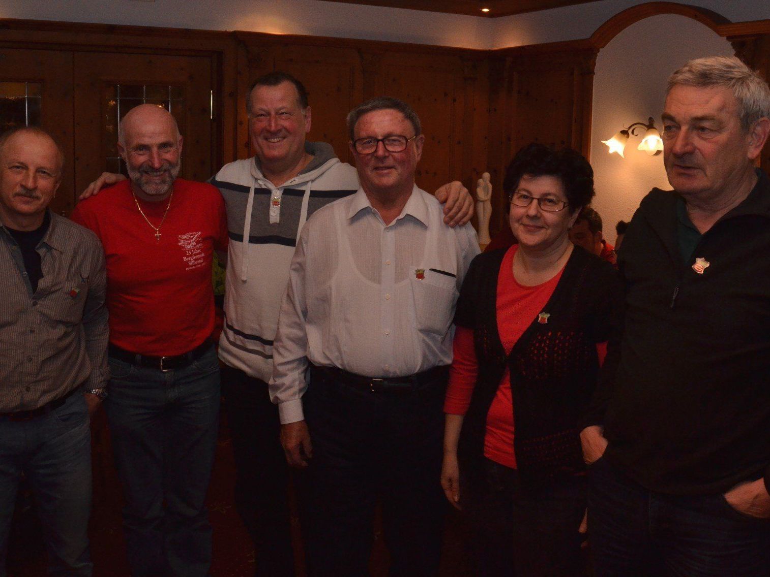 Die Jubilare von links: Ganahl Herbert, Zudrell Walter, Wengrill Siggi, Töchterle Karl-Heinz, Schroeder Vroni und Ruprecht Wilfried. Die Jubilare von links: Ganahl Herbert, Zudrell Walter, Wengrill Siggi, Töchterle Karl-Heinz, Schroeder Vroni und Ruprecht Wilfried.
