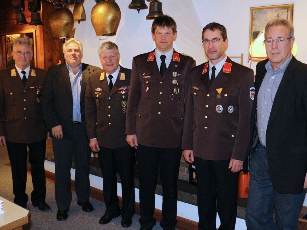 AFK Robert Gohm, Polizeikommandant Egon Hohenauer, BFI Manfred Morscher,  Kommandant Ingo Valentini, Kommandant  Stv. Markus Scherer und Bgm. Helmut Lampert AFK Robert Gohm, Polizeikommandant Egon Hohenauer, BFI Manfred Morscher,  Kommandant Ingo Valentini, Kommandant  Stv. Markus Scherer und Bgm. Helmut Lampert