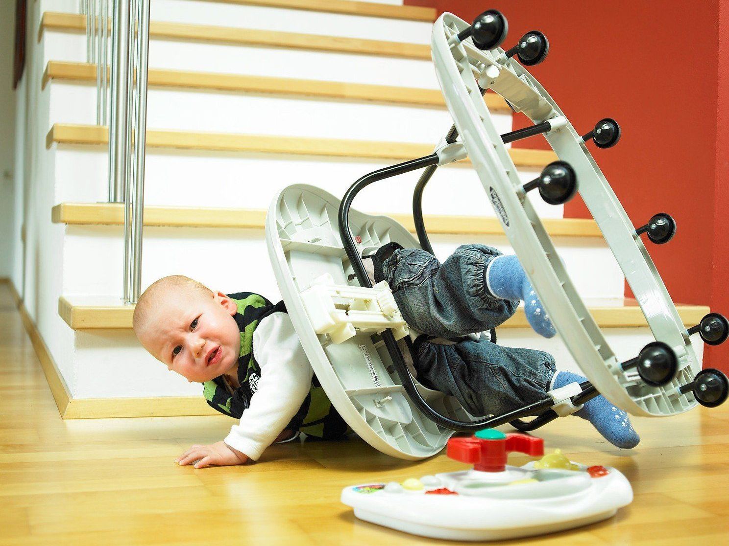 Auch in Vorarlberg müssen immer wieder Kinder nach Unfällen mit Laufwagen im Spital behandelt werden. Auch in Vorarlberg müssen immer wieder Kinder nach Unfällen mit Laufwagen im Spital behandelt werden.