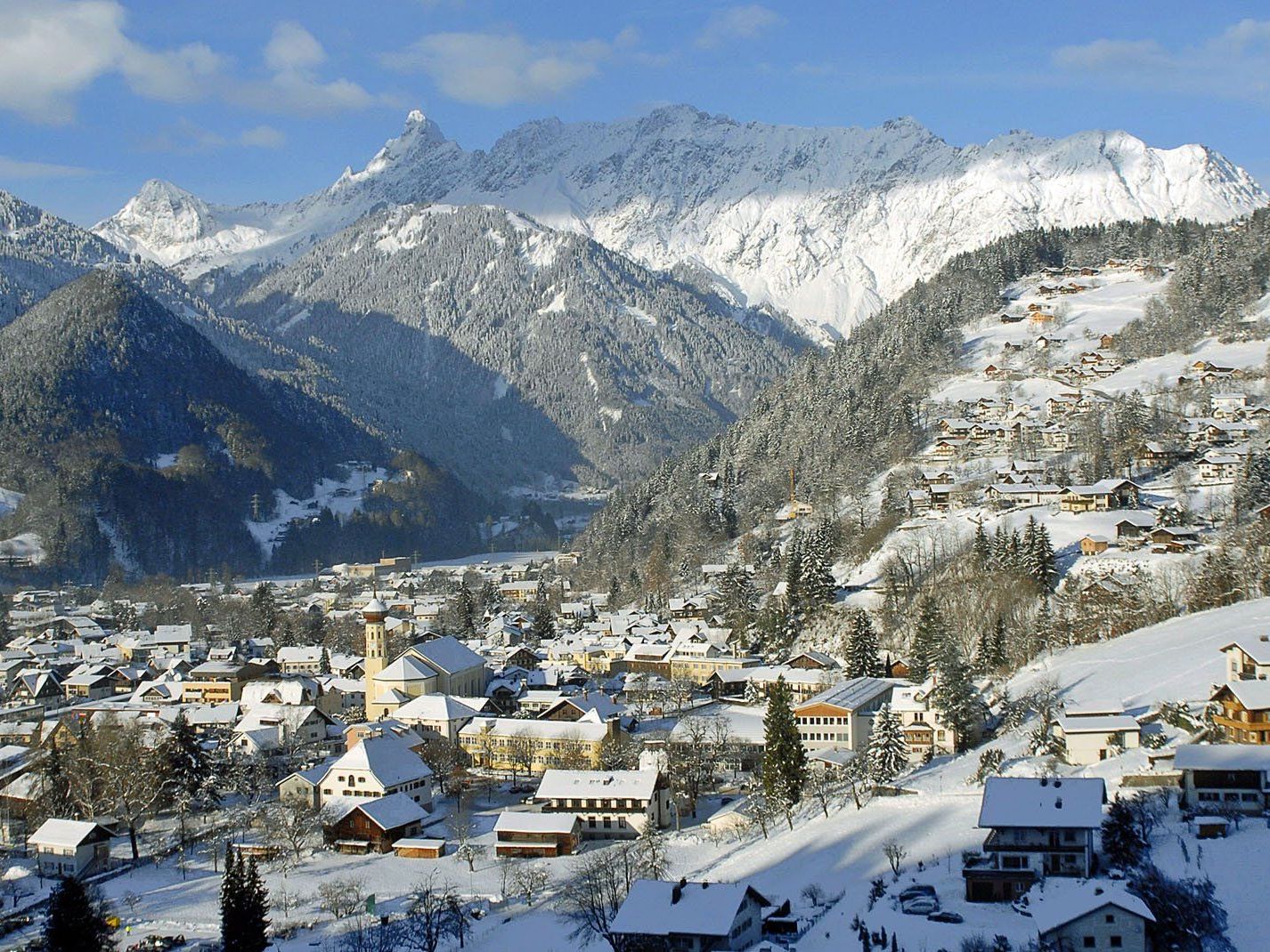 Schruns ist Schauplatz des "Muntafu-Cup Sportklettern 2014". Schruns ist Schauplatz des "Muntafu-Cup Sportklettern 2014".