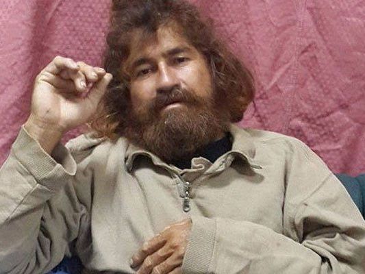 Überlebender schildert 13-monatige Odyssee im Pazifik. Überlebender schildert 13-monatige Odyssee im Pazifik.