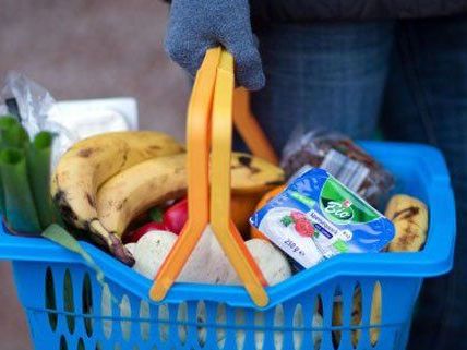 Die Tafeln verteilen, was sonst im Müll landen würde. Die Tafeln verteilen, was sonst im Müll landen würde.