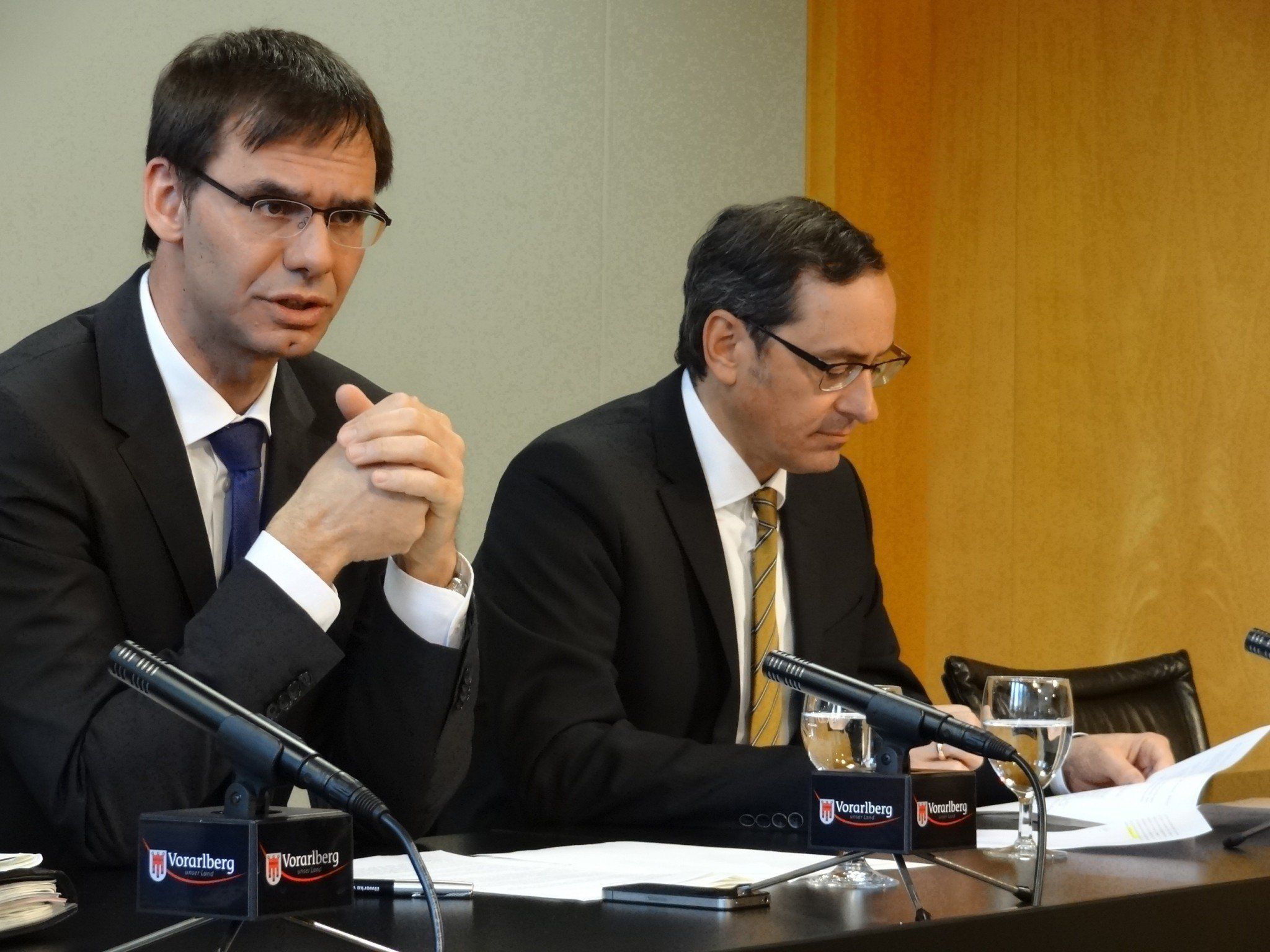 Landeshauptmann Wallner und Vorstandsvorsitzender Grahammer sehen die Bank bestens aufgestellt. Landeshauptmann Wallner und Vorstandsvorsitzender Grahammer sehen die Bank bestens aufgestellt.