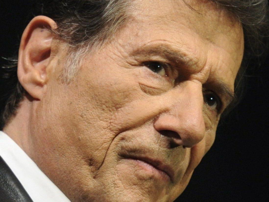 Entertainer kritisiert seine Wahlheimat scharf. Entertainer kritisiert seine Wahlheimat scharf.