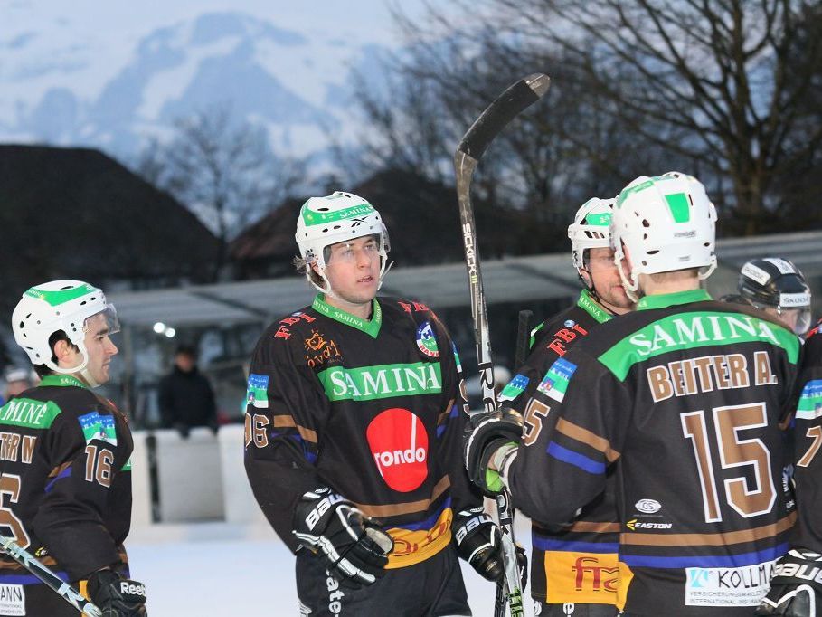 Der HC Samina Rankweil will im Heimspiel gegen das Schlusslicht Uzwil das 100. Meisterschaftstor erzielen. Der HC Samina Rankweil will im Heimspiel gegen das Schlusslicht Uzwil das 100. Meisterschaftstor erzielen.