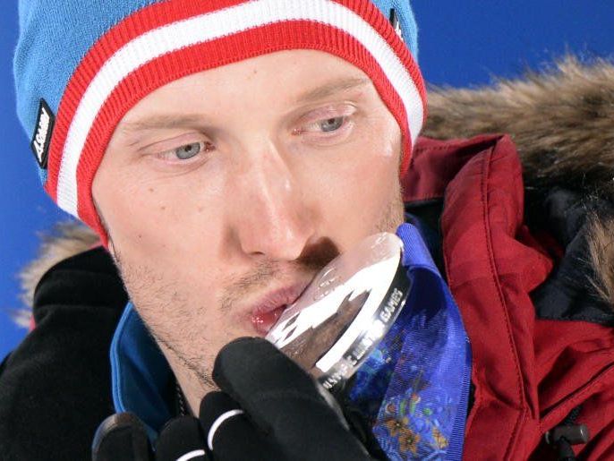 Landertinger mit seiner Silbermedaille Landertinger mit seiner Silbermedaille