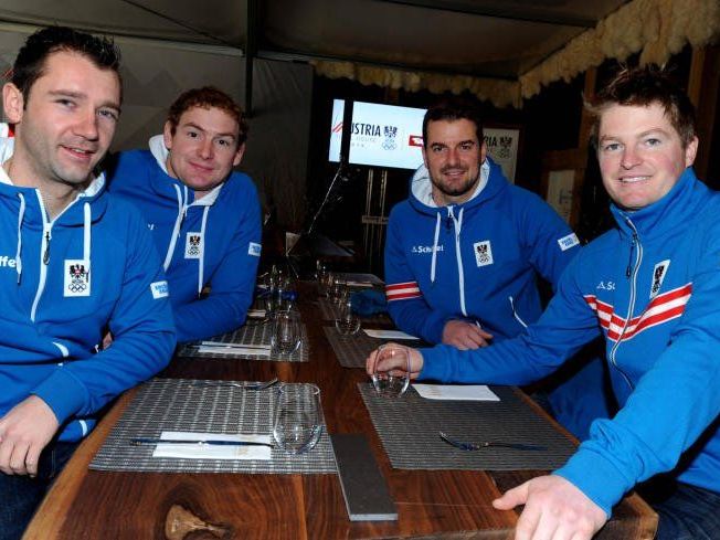 Die österreichischen Rodler Georg Fischler, Peter Penz, Andreas Linger und Wolfgang Linger Die österreichischen Rodler Georg Fischler, Peter Penz, Andreas Linger und Wolfgang Linger