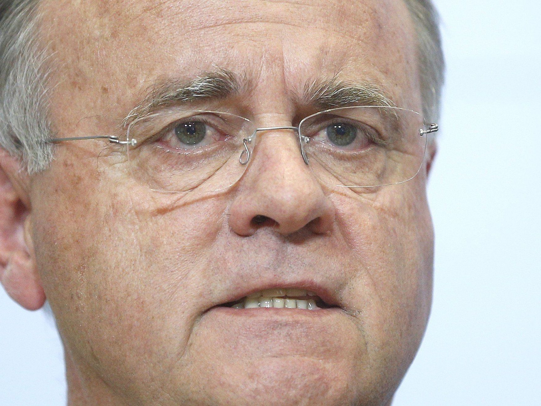 Niessl klagt "profil" - Herausgeber Christian Rainer kündigt weitere Berichterstattung an Niessl klagt "profil" - Herausgeber Christian Rainer kündigt weitere Berichterstattung an