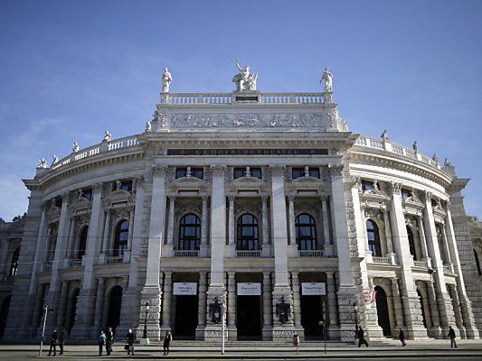 Tag der Entscheidung für Wiener Burgtheater Tag der Entscheidung für Wiener Burgtheater