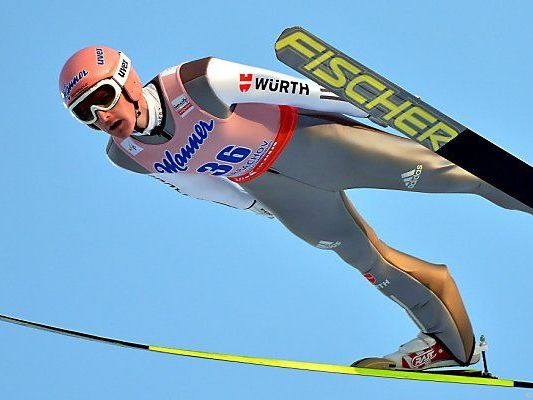 Severin Freund führt vor Bardal und Prevc Severin Freund führt vor Bardal und Prevc