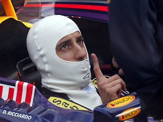 Auffällig schneller als Teamkollege Vettel Auffällig schneller als Teamkollege Vettel