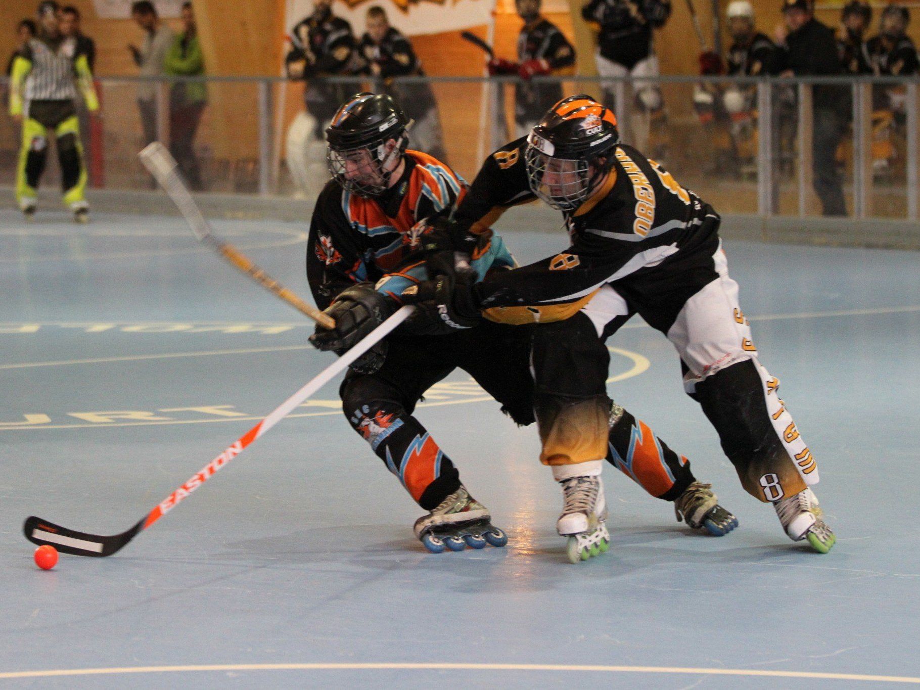 Die Zuseher in Wolfurt erwartet ein Wochenende voller hochklassigem Inlinehockey. Die Zuseher in Wolfurt erwartet ein Wochenende voller hochklassigem Inlinehockey.