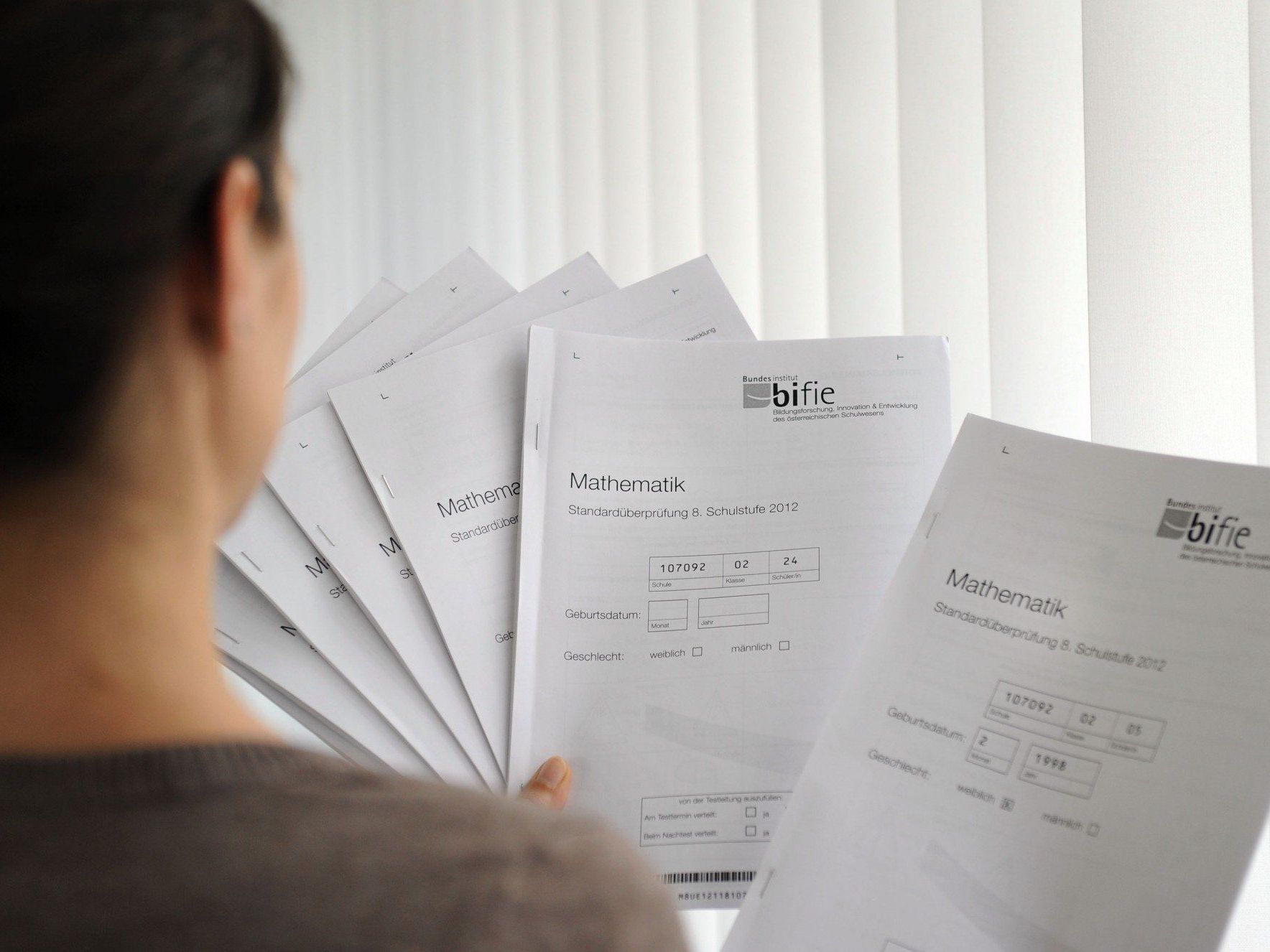 Bildungsstandardtests: Die Aufgabenbögen für die geplanten Prüfungen im April und im Mai können wieder eingestampft werden. Bildungsstandardtests: Die Aufgabenbögen für die geplanten Prüfungen im April und im Mai können wieder eingestampft werden.