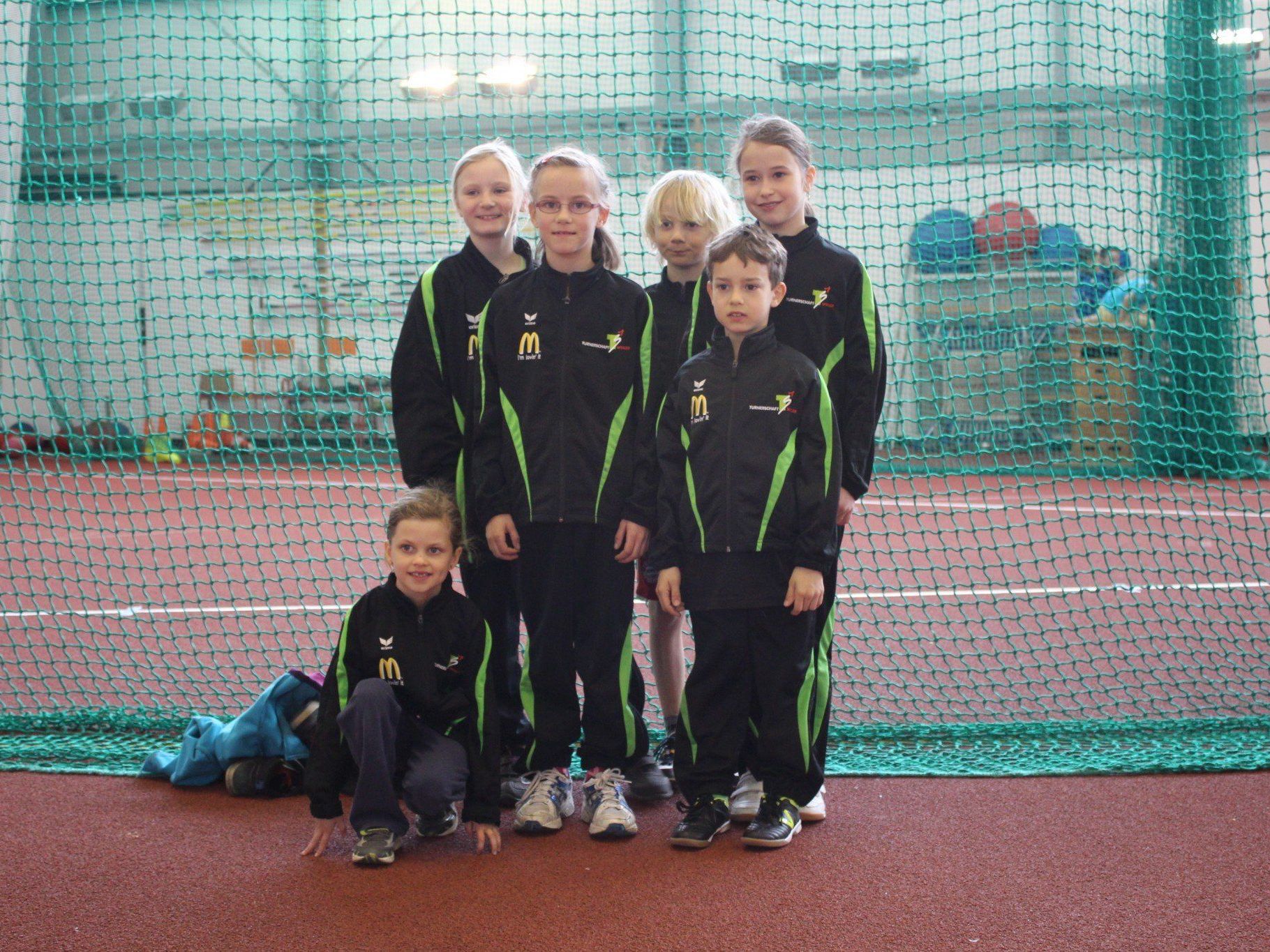 v.l.n.r. Ida Nenning, Rieke Engelmann,Jolien Allgäuer,Max Engelmann,Kevin Rusch,Kiara Feuerstein v.l.n.r. Ida Nenning, Rieke Engelmann,Jolien Allgäuer,Max Engelmann,Kevin Rusch,Kiara Feuerstein