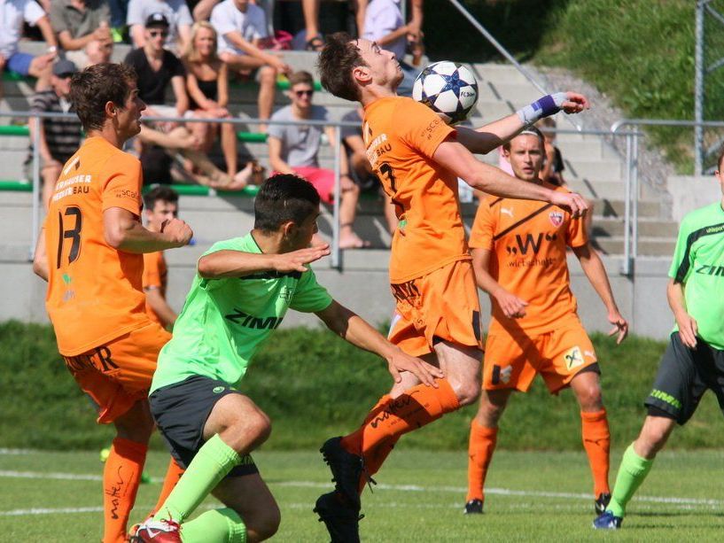 Acht Klubs mit Titelchancen, aber nur ein Verein hält am Ende der Saison den Pott in den Händen. Acht Klubs mit Titelchancen, aber nur ein Verein hält am Ende der Saison den Pott in den Händen.