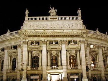 Das Wiener Burgtheater steckt in der Krise. Das Wiener Burgtheater steckt in der Krise.