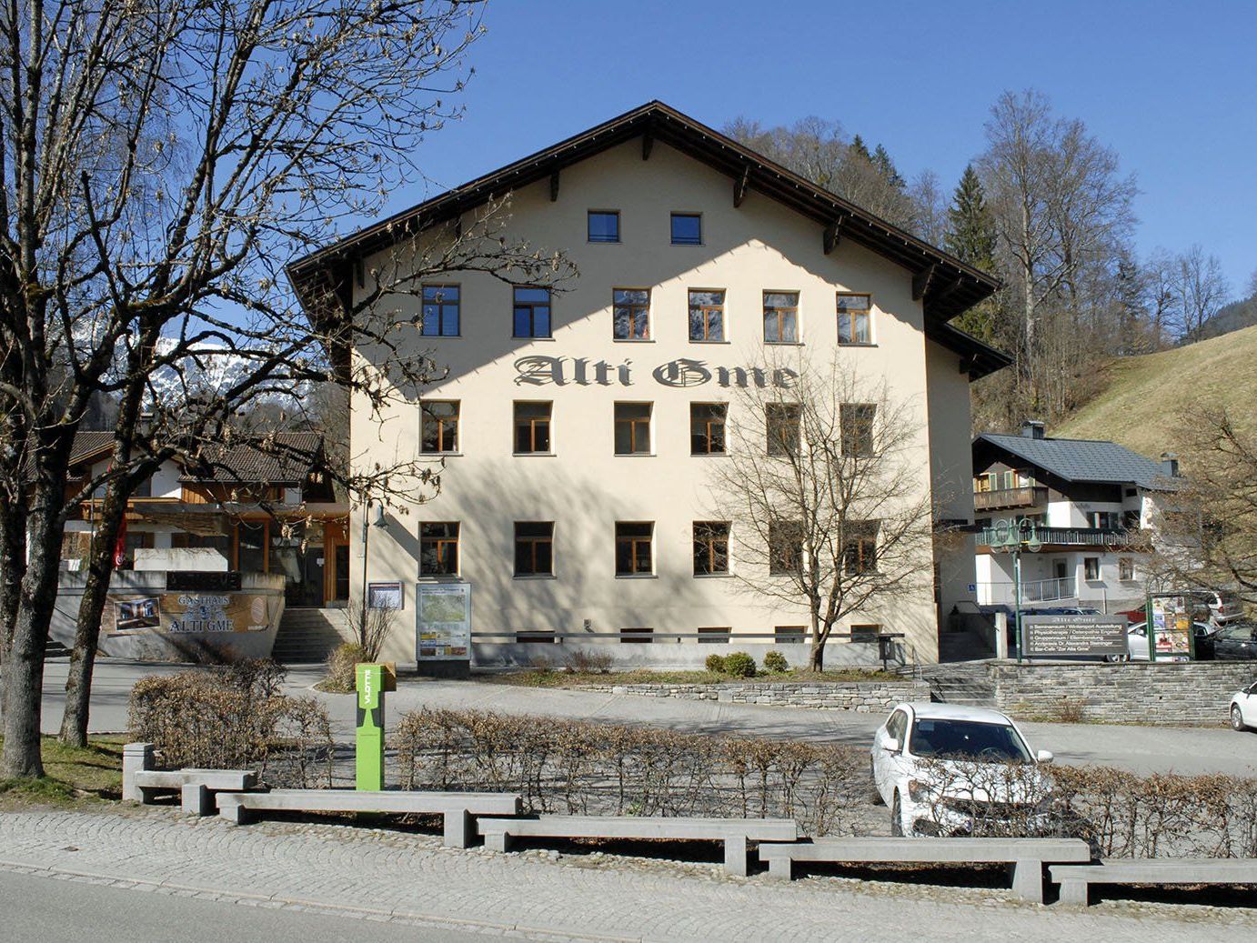 Wie alle vorangegangenen Zusammenkünfte des Vereins, findet auch das "Geburtstagstreffen" im Haus "Alti Gme" in Tschagguns statt. Wie alle vorangegangenen Zusammenkünfte des Vereins, findet auch das "Geburtstagstreffen" im Haus "Alti Gme" in Tschagguns statt.