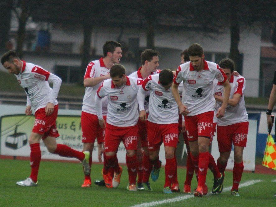 Zweimal jubelte der FC Dornbirn im Heimspiel gegen Wattens aber es reicht nur zu einem Punkt. Zweimal jubelte der FC Dornbirn im Heimspiel gegen Wattens aber es reicht nur zu einem Punkt.