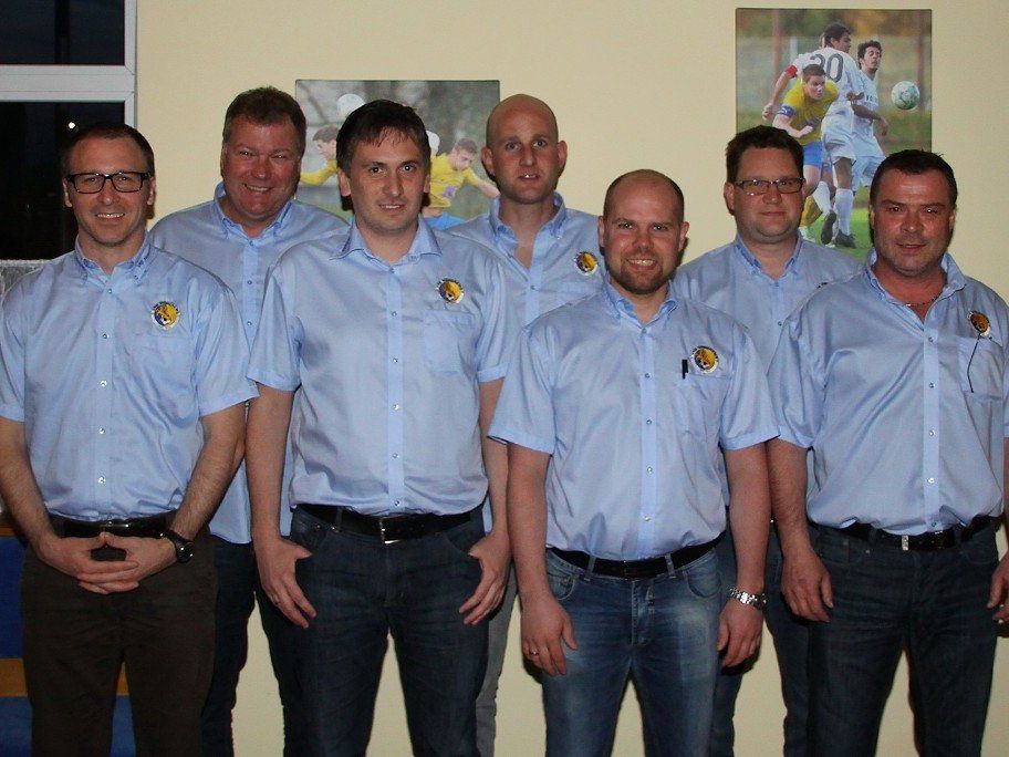 Seit vier Jahren hat ein junges Team den Traditionsverein VfB Hohenems übernommen und sehr gute Arbeit verrichtet. Seit vier Jahren hat ein junges Team den Traditionsverein VfB Hohenems übernommen und sehr gute Arbeit verrichtet.