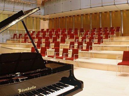 Der Gläserne Saal im Wiener Musikverein wird für einen Abend zur Disco. Der Gläserne Saal im Wiener Musikverein wird für einen Abend zur Disco.