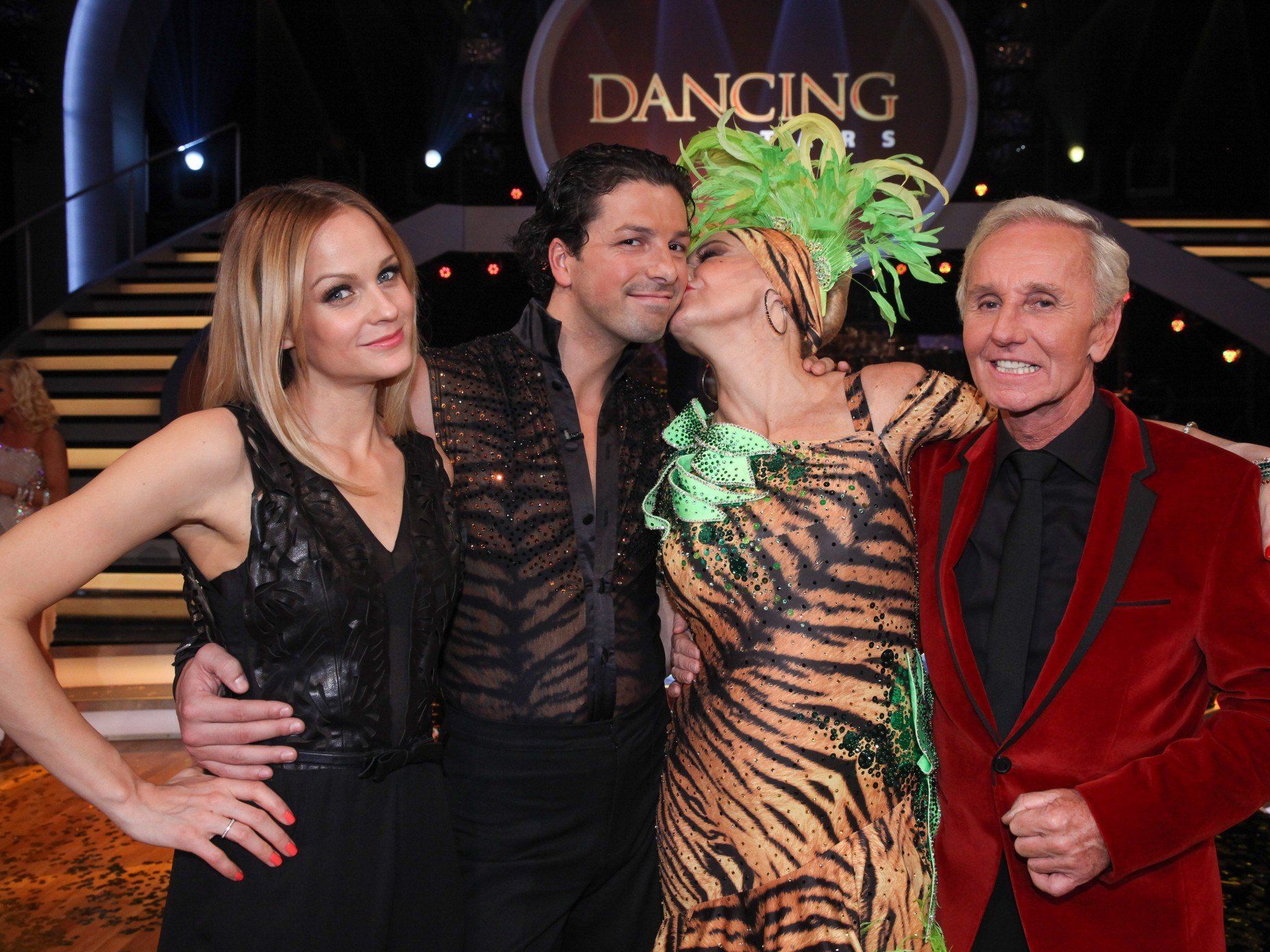 Erste Entscheidung bei der 9. Staffel der Dancing Stars Erste Entscheidung bei der 9. Staffel der Dancing Stars