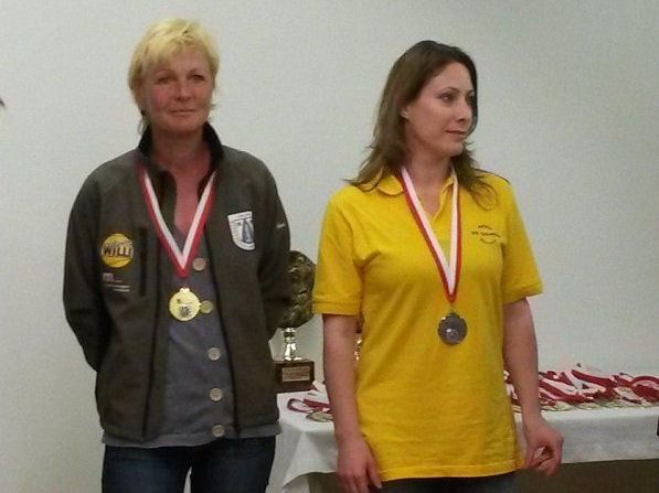 Anna Egender im Bild links sicherte sich den Landesmeistertitel Anna Egender im Bild links sicherte sich den Landesmeistertitel