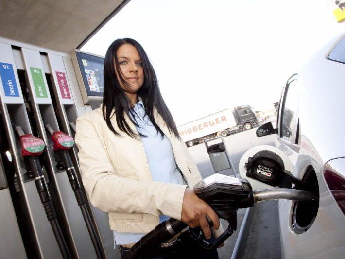 Insgesamt sind die die Treibstoffpreise gegenüber dem Vorquartal praktisch unverändert geblieben. Insgesamt sind die die Treibstoffpreise gegenüber dem Vorquartal praktisch unverändert geblieben.