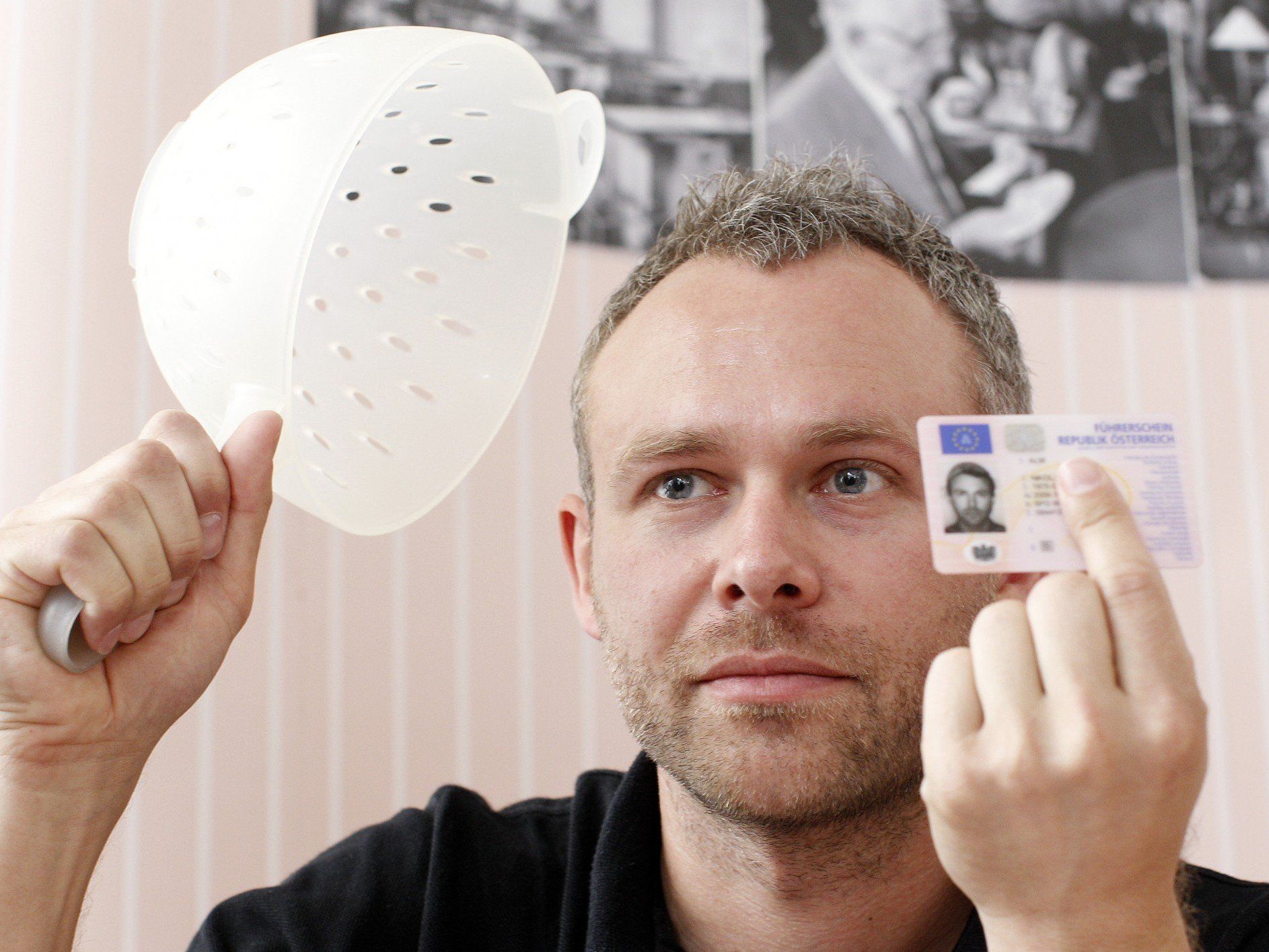 Kirche des fliegenden Spaghettimonsters will "Religiöse Bekenntnisgemeinschaft" in Österreich sein. Kirche des fliegenden Spaghettimonsters will "Religiöse Bekenntnisgemeinschaft" in Österreich sein.