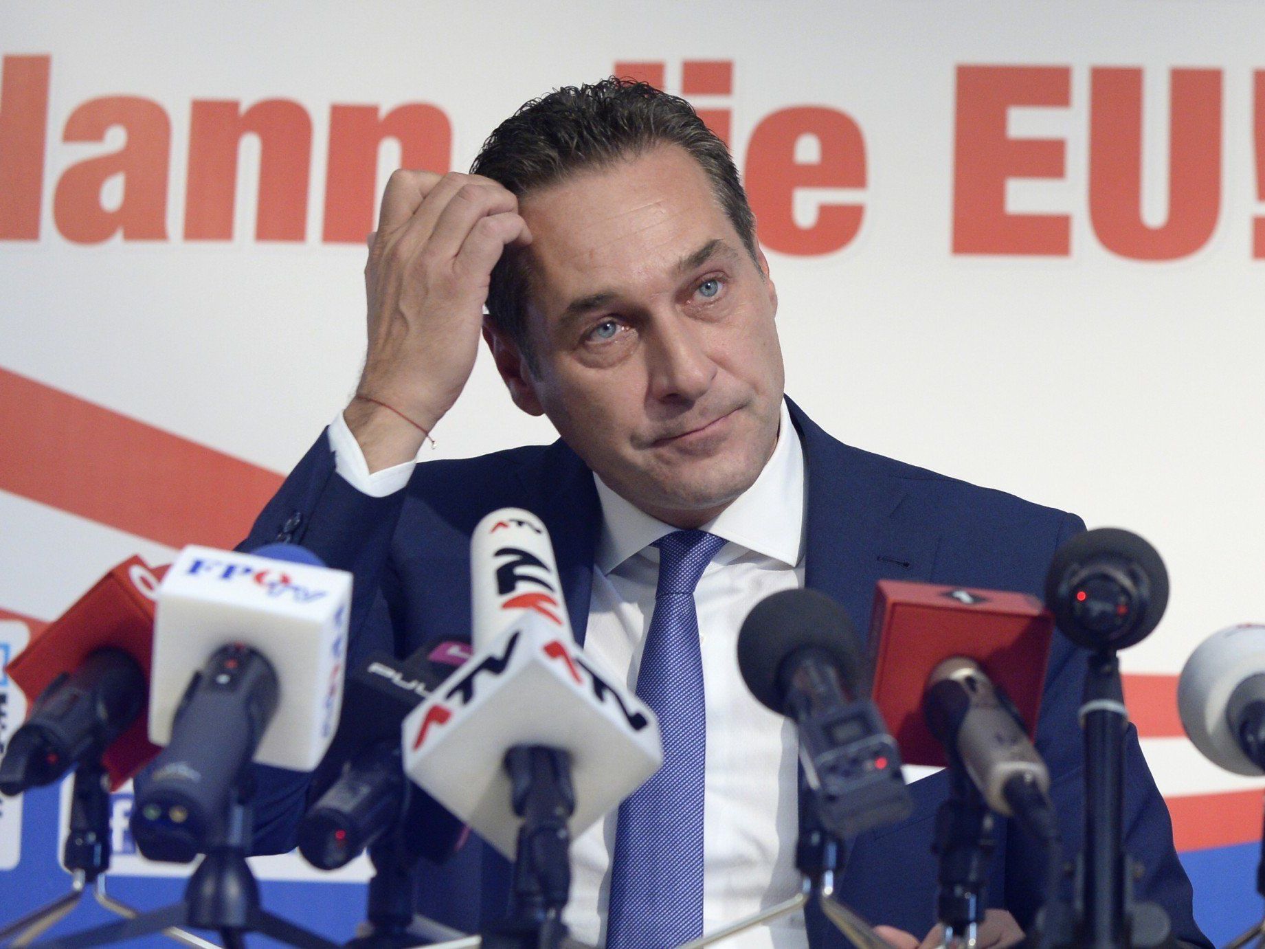 EU-Wahl: FPÖ wirbt mit Strache gegen Dummheit EU-Wahl: FPÖ wirbt mit Strache gegen Dummheit