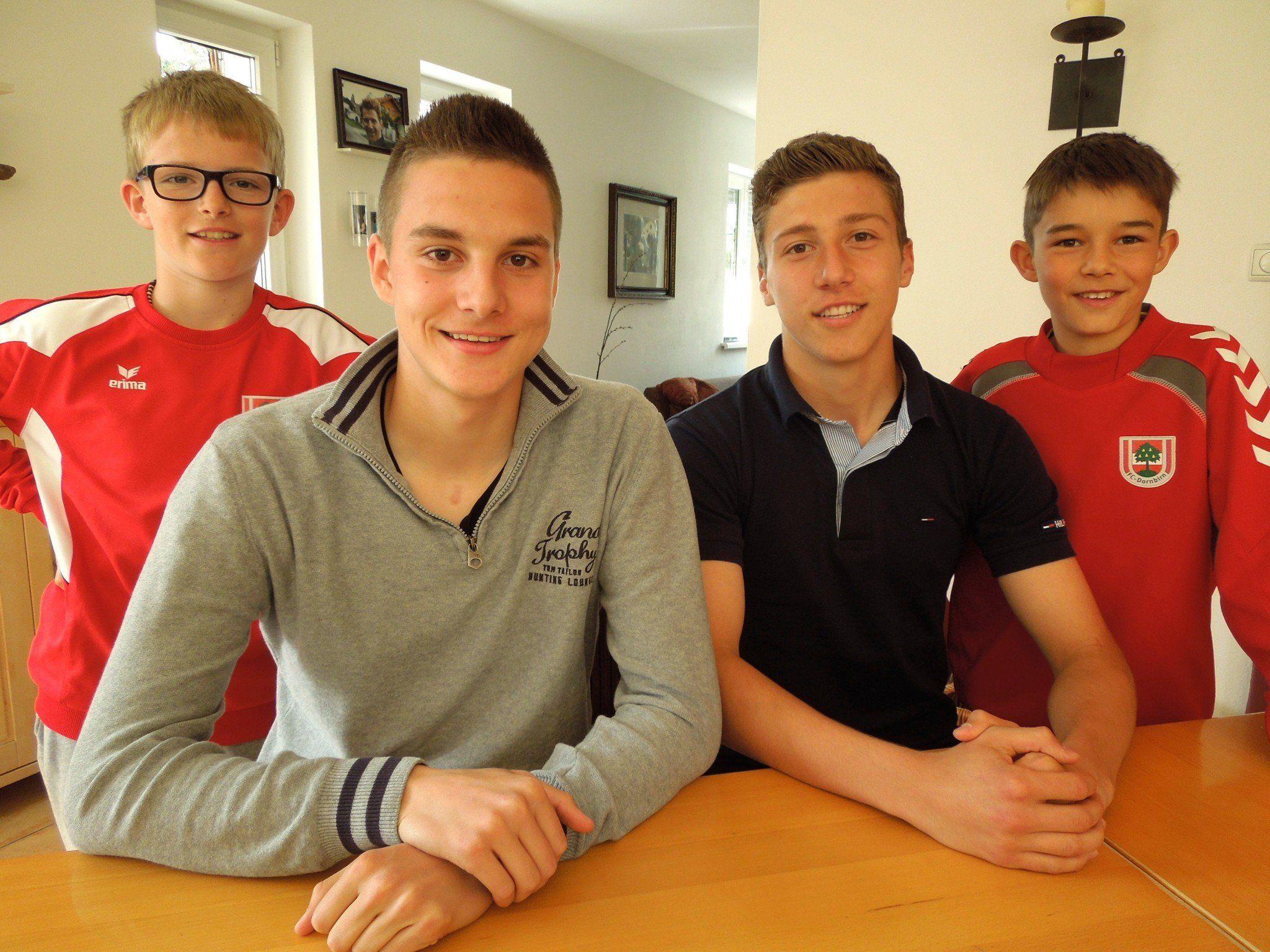 Unsere Kinderreporter trafen zwei tolle Fußballvorbilder aus Dornbirn zum Interview.