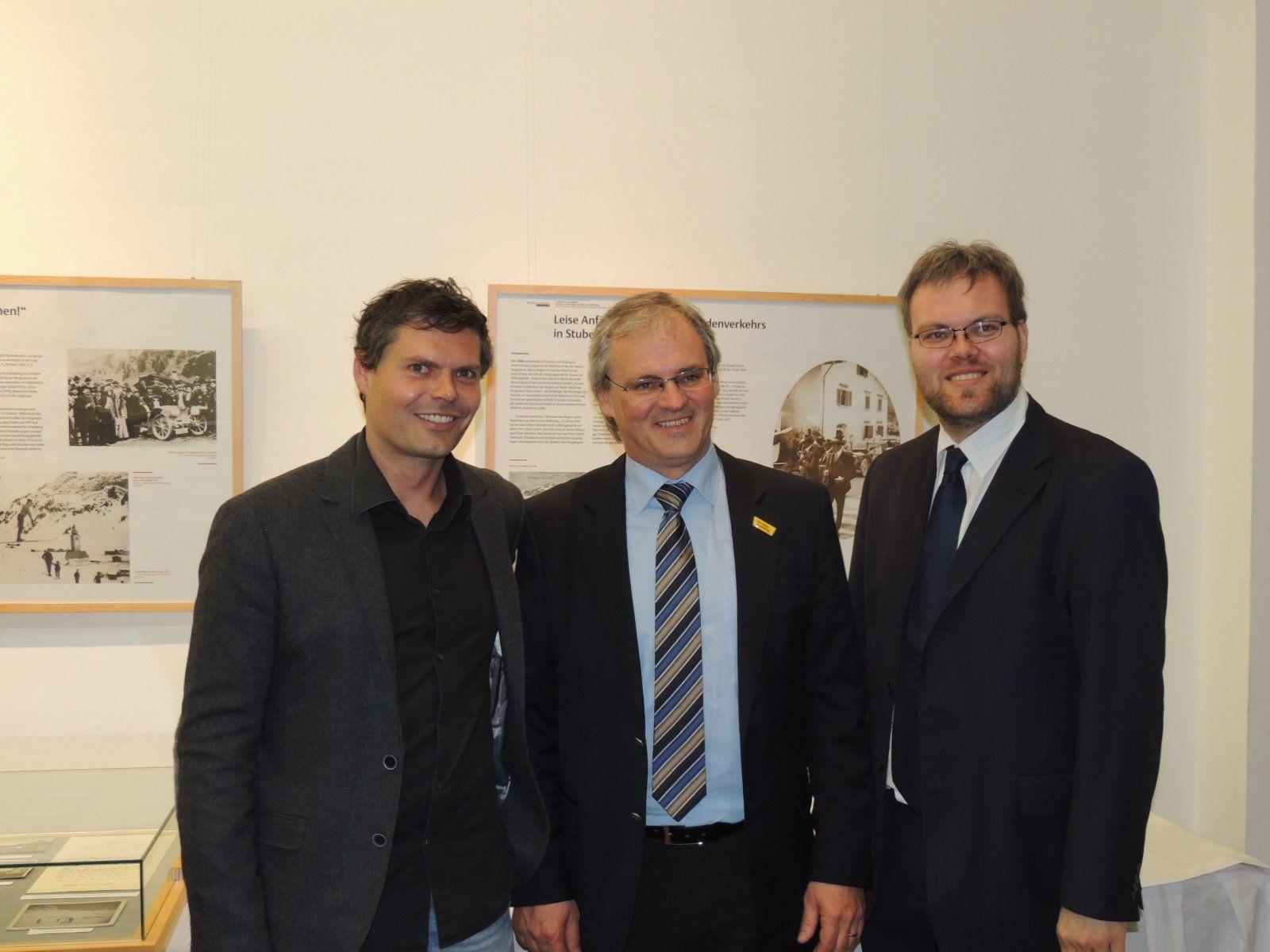 Archivar Oliver Heinzle, LR Sonderegger und Dr. Andreas Brugger