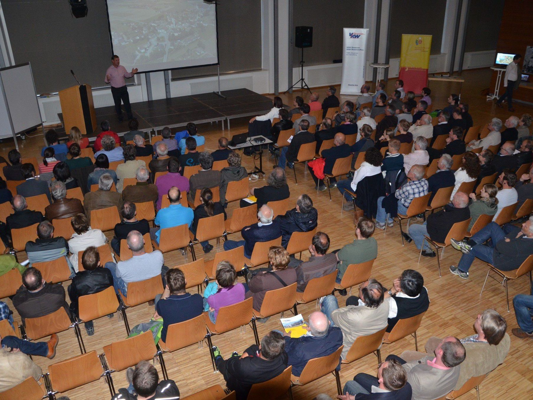 Großes Interesse zum Thema erneuerbare Energie herrschte bei der Startveranstaltung im Rankweiler Vereinshaus Großes Interesse zum Thema erneuerbare Energie herrschte bei der Startveranstaltung im Rankweiler Vereinshaus