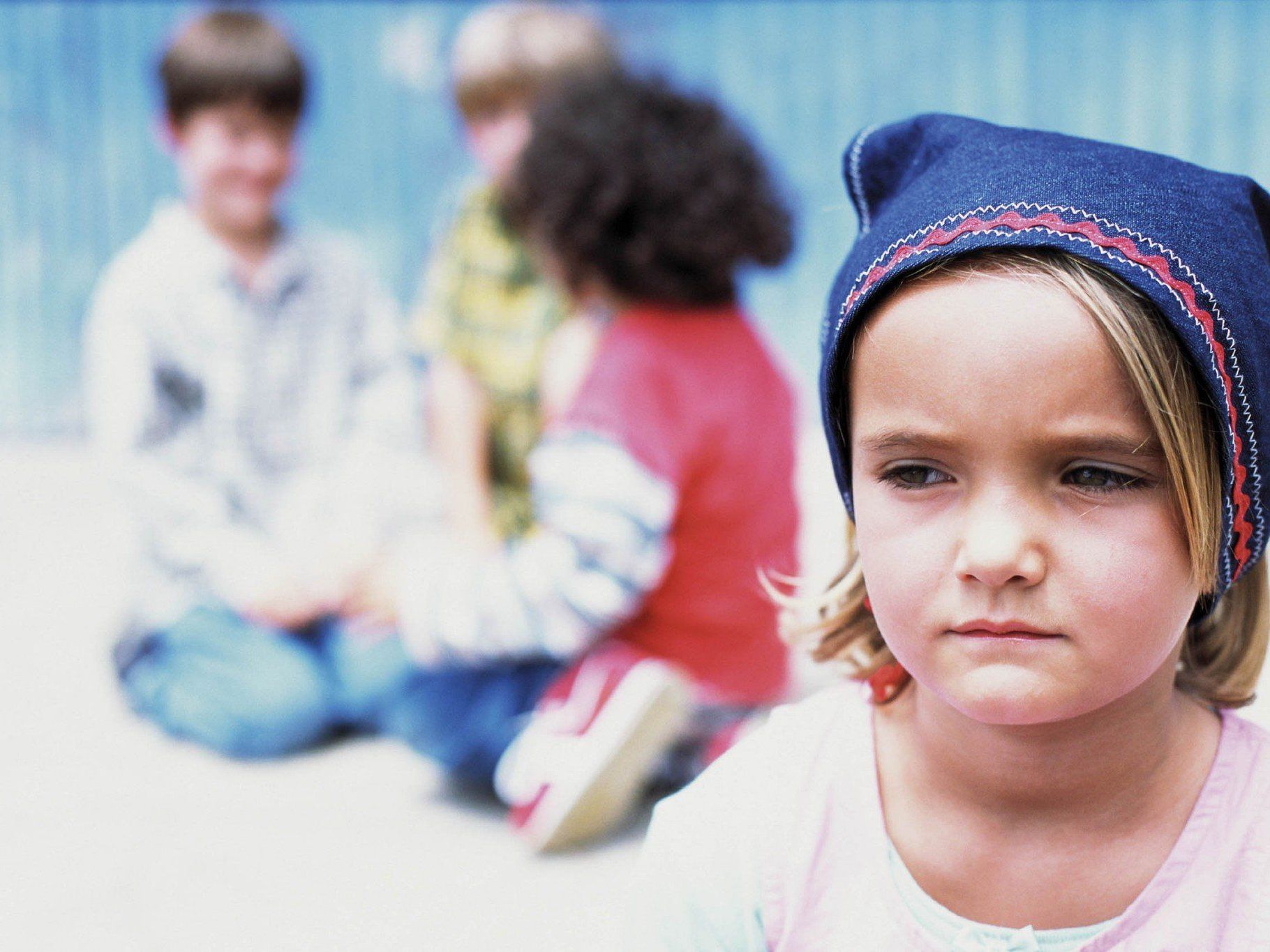 Häufig haben Personen mit dieser Beeinträchtigung selten Freunde. Häufig haben Personen mit dieser Beeinträchtigung selten Freunde.