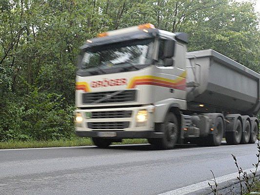 Arbeitsgruppe soll bis Frühjahr 2015 Details ausarbeiten. Arbeitsgruppe soll bis Frühjahr 2015 Details ausarbeiten.