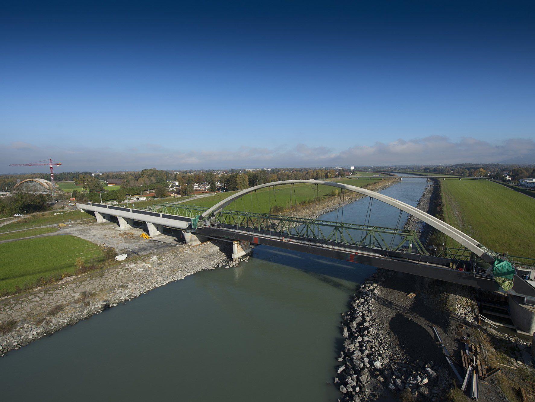 Die neue Rheinbrücke zwischen Lustenau und St. Margrethen wurde vor einem Jahr fertiggestellt.