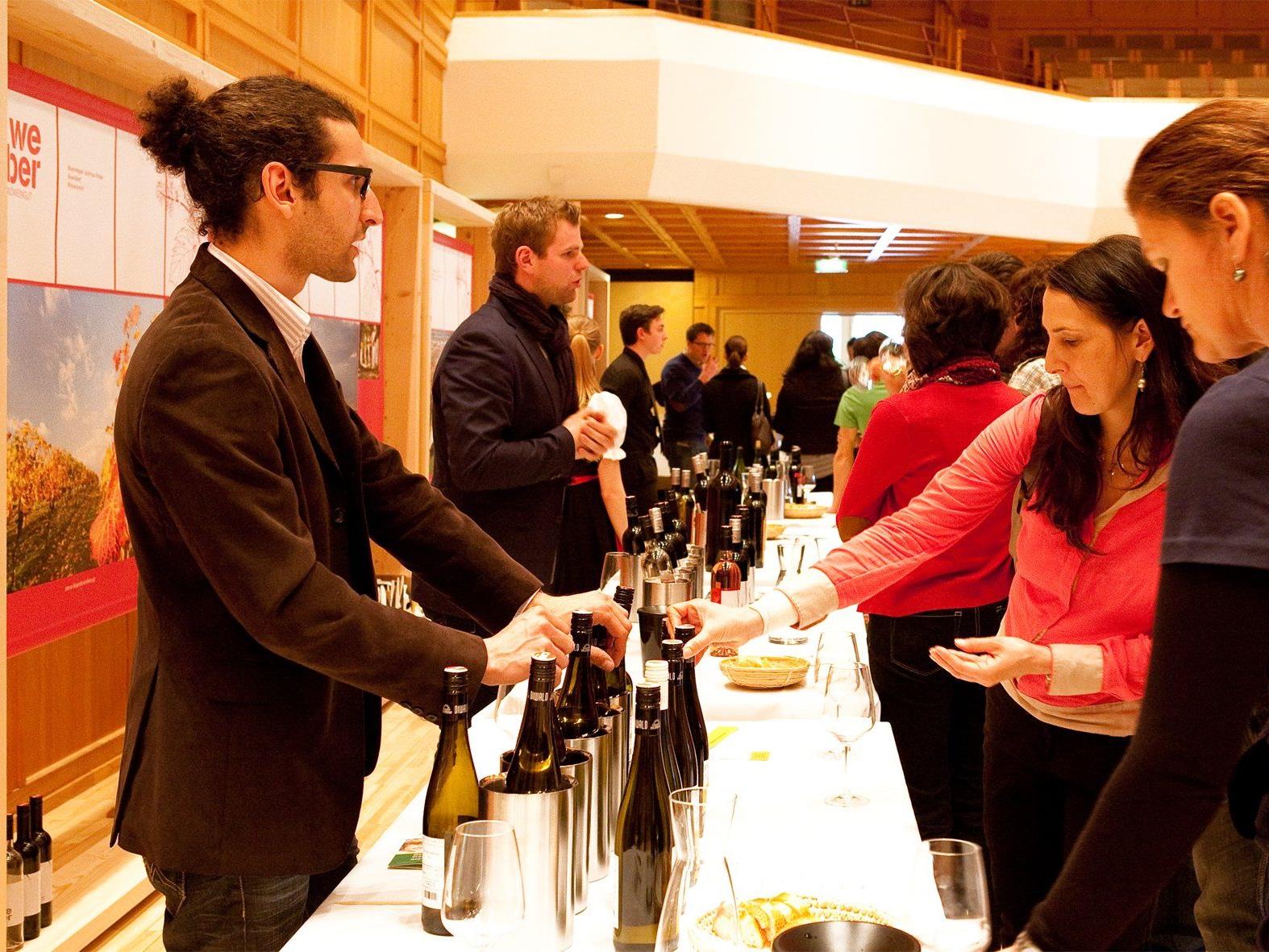 Weinkenner und Genießer können bei der auslese 2014 ein umfangreiches Sortiment verkosten.