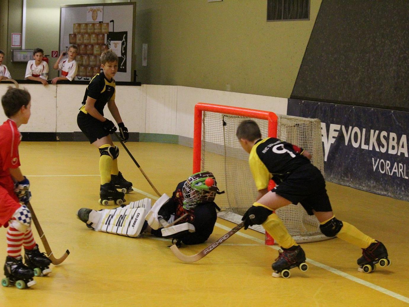 Die Dornbirner Rollhockey-Cracks zeigten beim Turnier in der Schweiz eine tolle Leistung.