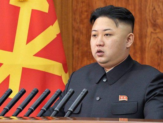 Kim Jong-un will zukünftig nordkoreanischen Emmentaler produzieren. Kim Jong-un will zukünftig nordkoreanischen Emmentaler produzieren.
