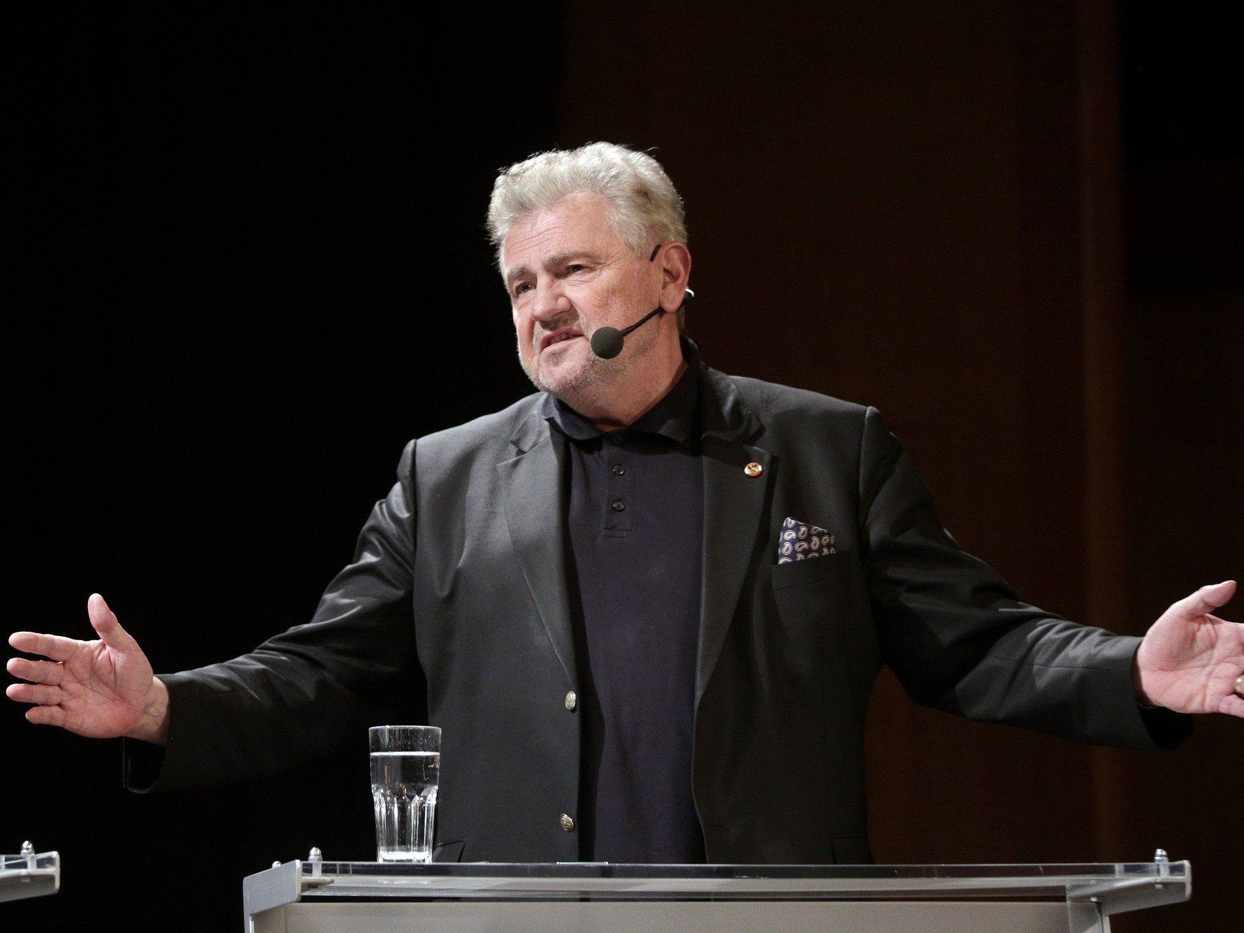 Bundespräsident: "Mölzer im Europäischen Parlament fehl am Platz" Bundespräsident: "Mölzer im Europäischen Parlament fehl am Platz"