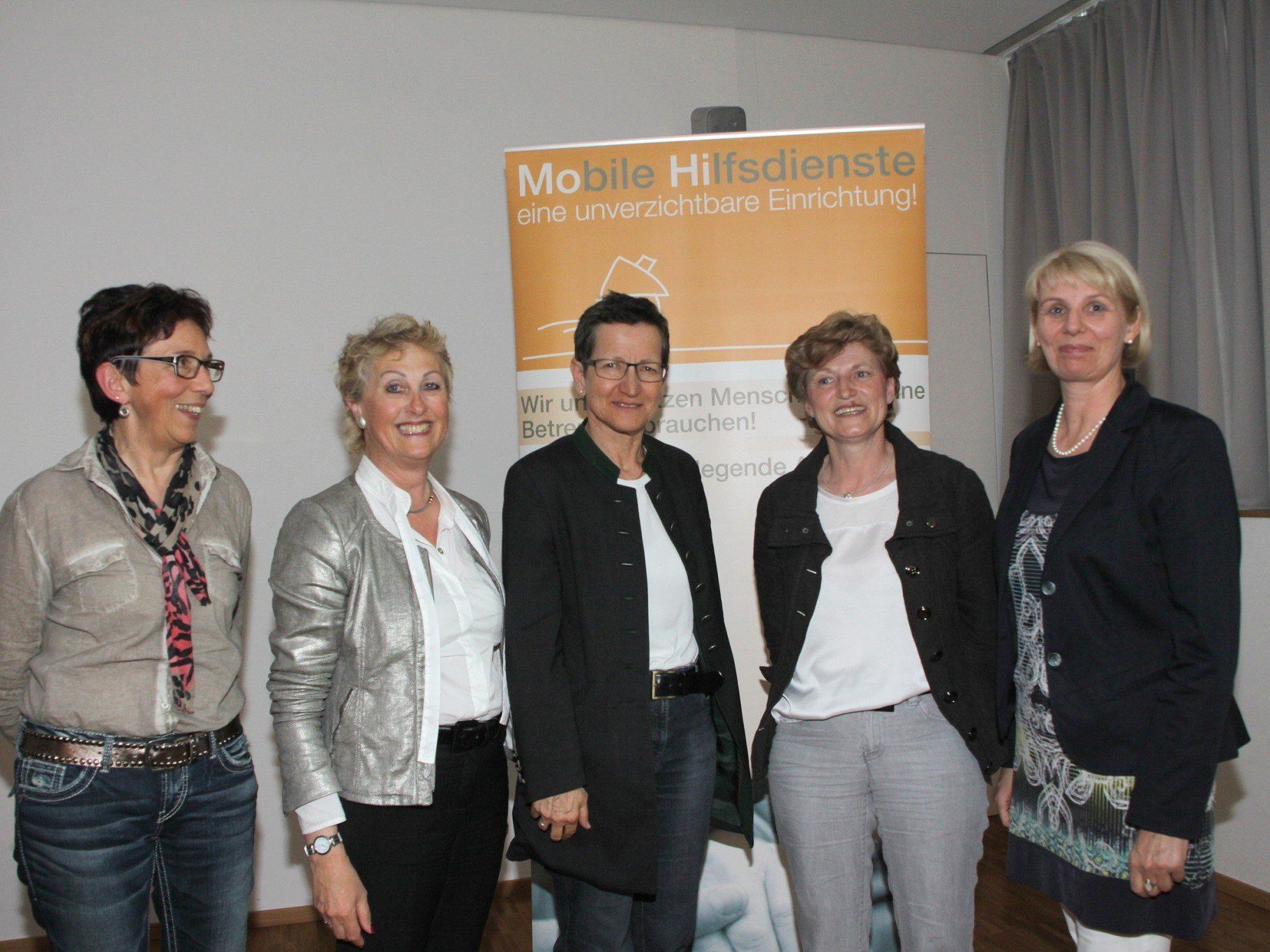 Gute Zusammenarbeit: Arge MOHI-GF Uschi Österle und Obfrau Kitty Hertnagel mit LR Greti Schmid, Angela Jäger (Betreuungspool) und Gaby Wirth (Hauskrankenpflege). Gute Zusammenarbeit: Arge MOHI-GF Uschi Österle und Obfrau Kitty Hertnagel mit LR Greti Schmid, Angela Jäger (Betreuungspool) und Gaby Wirth (Hauskrankenpflege).