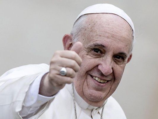 Papst Franziskus bei der Palmsonntag-Messe am Petersplatz.