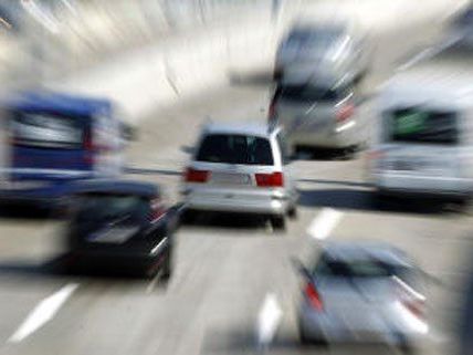 Viele Pilger müssen auf dem Weg nach Rom durch das Weinviertel fahren. Viele Pilger müssen auf dem Weg nach Rom durch das Weinviertel fahren.