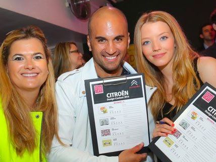 Eine strenge Jury bewertete die Taschen-Entwürfe der Teilnehmer. Eine strenge Jury bewertete die Taschen-Entwürfe der Teilnehmer.