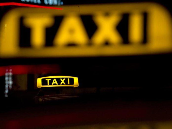 Taxi-Raub in Hard - der Lenker wehrte sich. Taxi-Raub in Hard - der Lenker wehrte sich.
