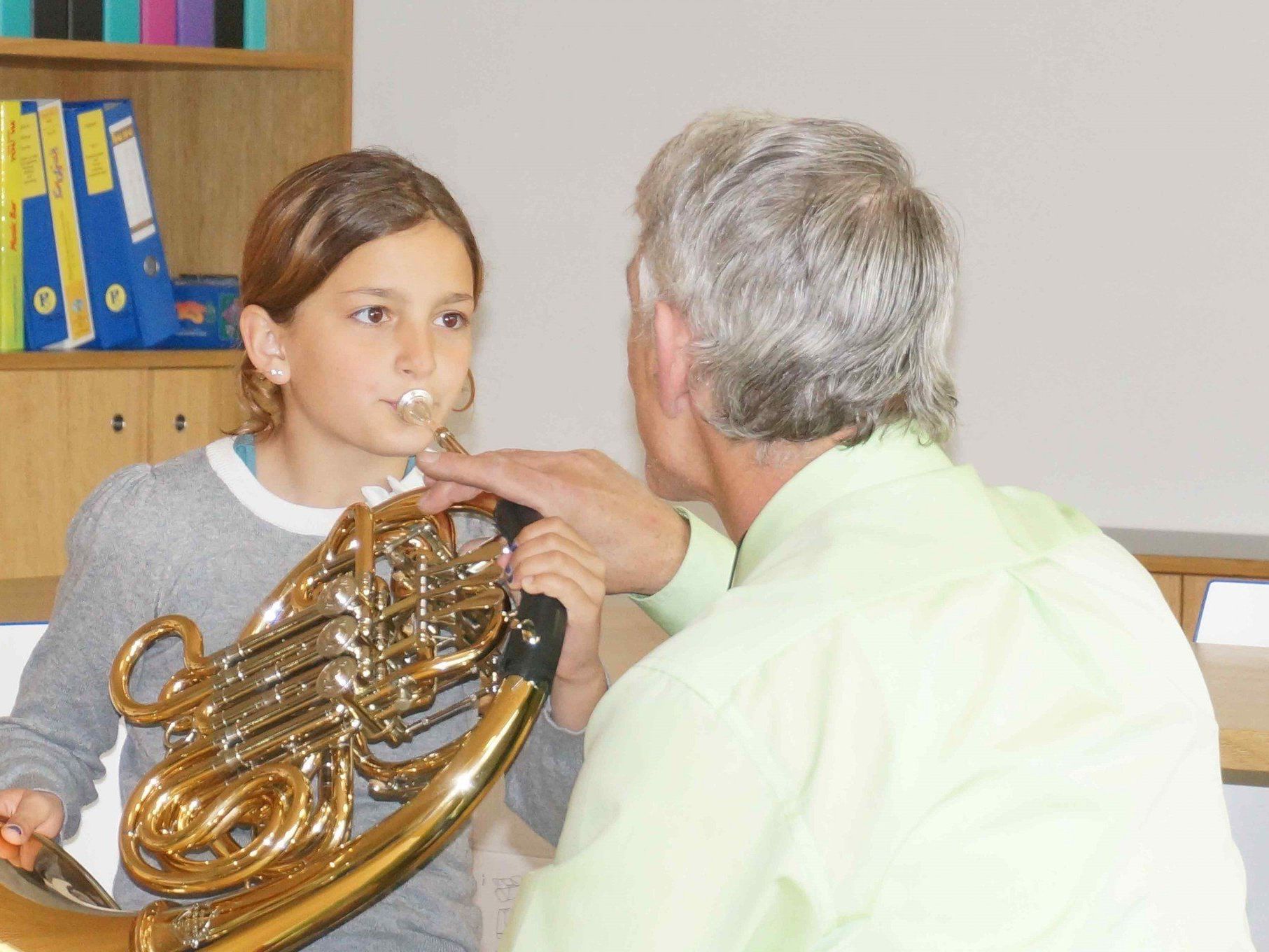Zahlreiche Besucher beim Tag der offenen Tür. Zahlreiche Besucher beim Tag der offenen Tür.